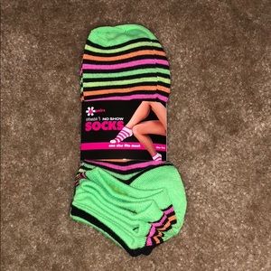WOMEN’S NO SHOW SOCKS